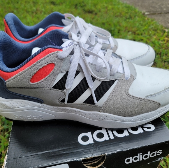 Shoe - Picture 2 of 6